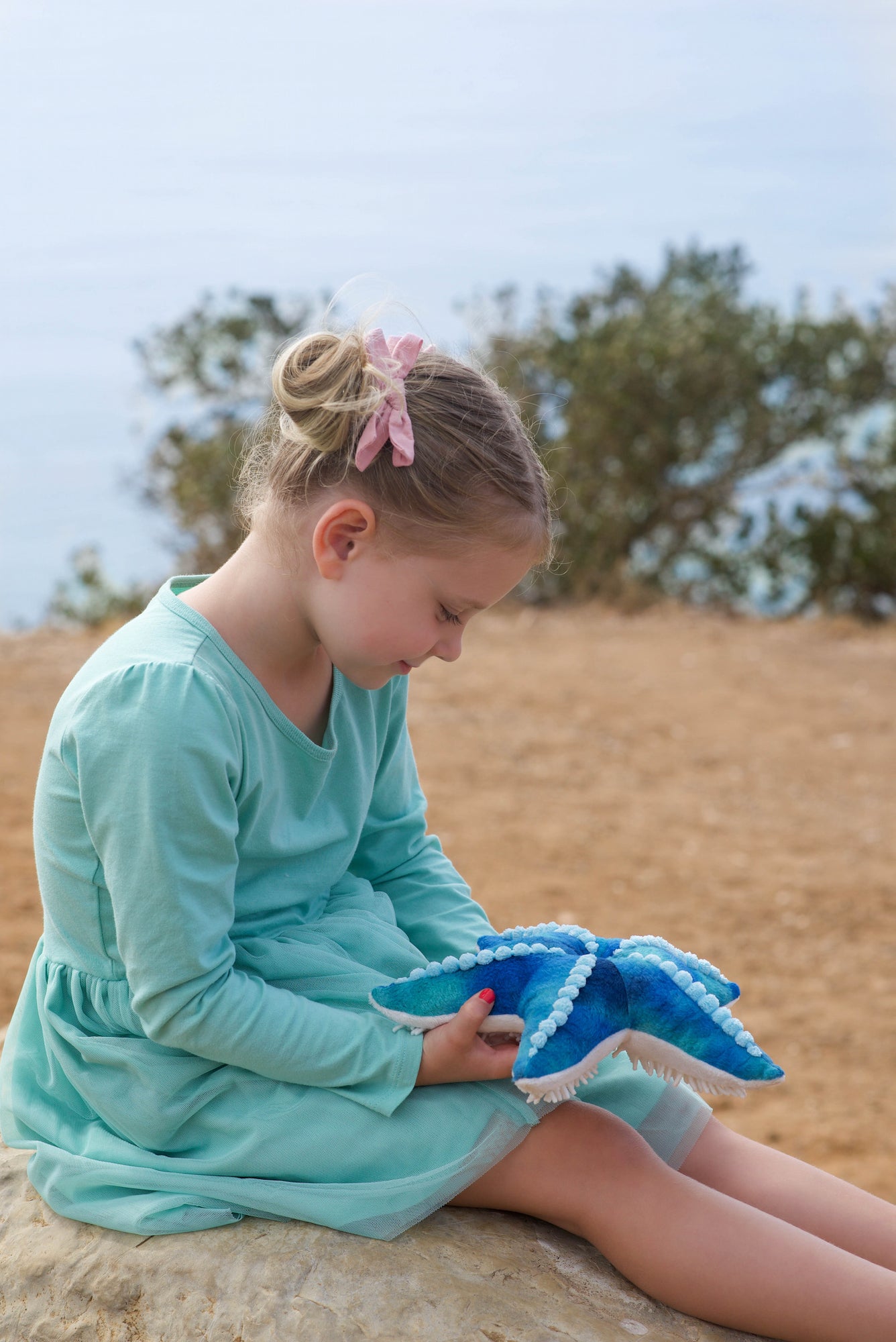 9 Inch Blue Stuffed Starfish Seastar Floppy Plush Animal Sea Life Ocean Collection